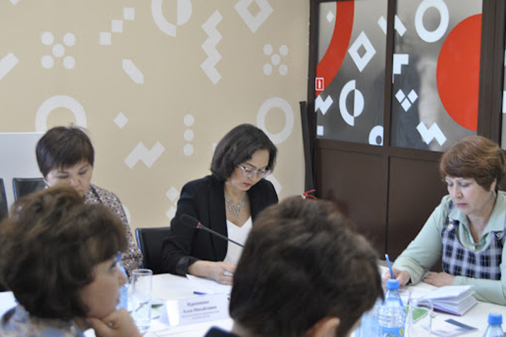 Алла Идимешева: Вектор развития СПО определят кадровые потребности рынка труда Хакасии